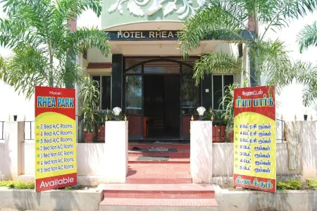 Hotel Rhea Park