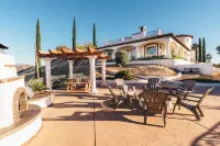 Via del Sur by AvantStay Private Spanish Villa w Views Walk to Wineries