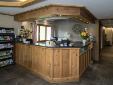 Hotel Alphorn Hotels in Gstaad