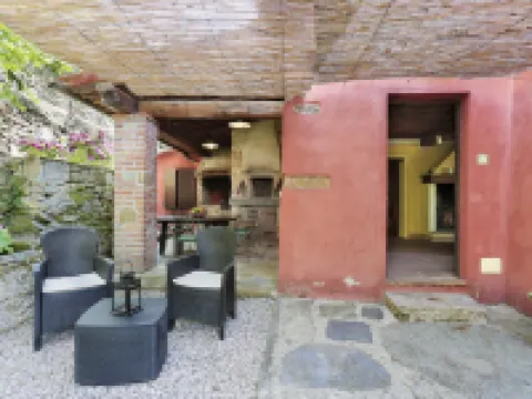 I Limoni (But151) Hotels in Buti