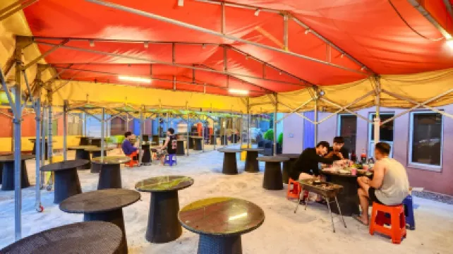 Chuncheon J-Lupang Pension 鄰近翡翠花園的酒店