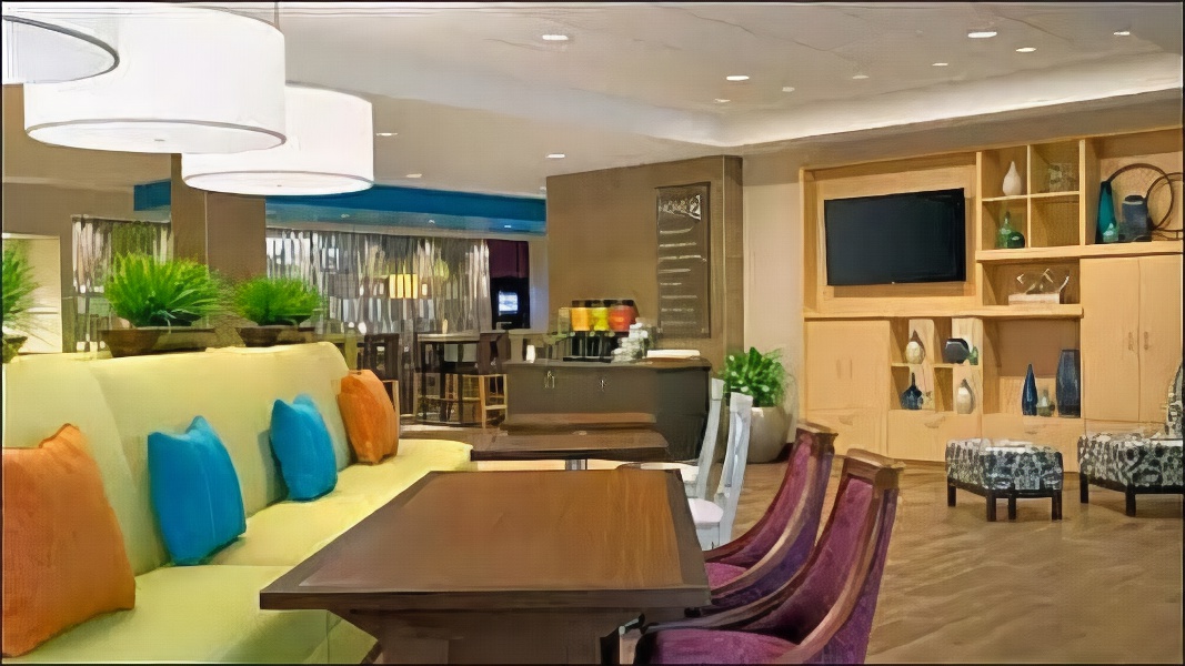 Home2 Suites by Hilton Saginaw, MI