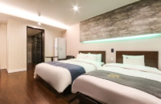 Wanju Grand Hotel