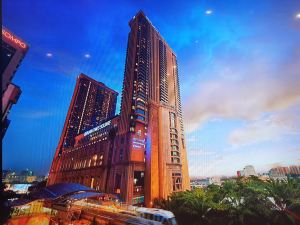 KL Times Square Service Residencies