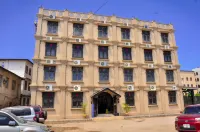 Golden Tulip Stone town Boutique
