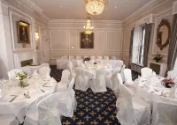 West Lodge Park Hotels in Enfield