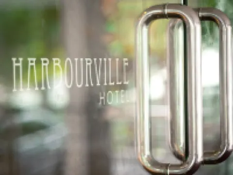 Harbour Ville Hotel Hotels near Redhill