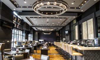 Hilton Niagara Falls/ Fallsview Hotel and Suites