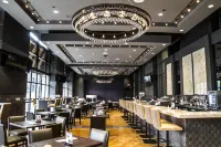 ヒルトン ナイアガラ フォールズ / フォールズビュー ホテル & スイーツ