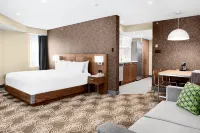 蒙特利爾拉瓦爾飯店希爾頓酒店