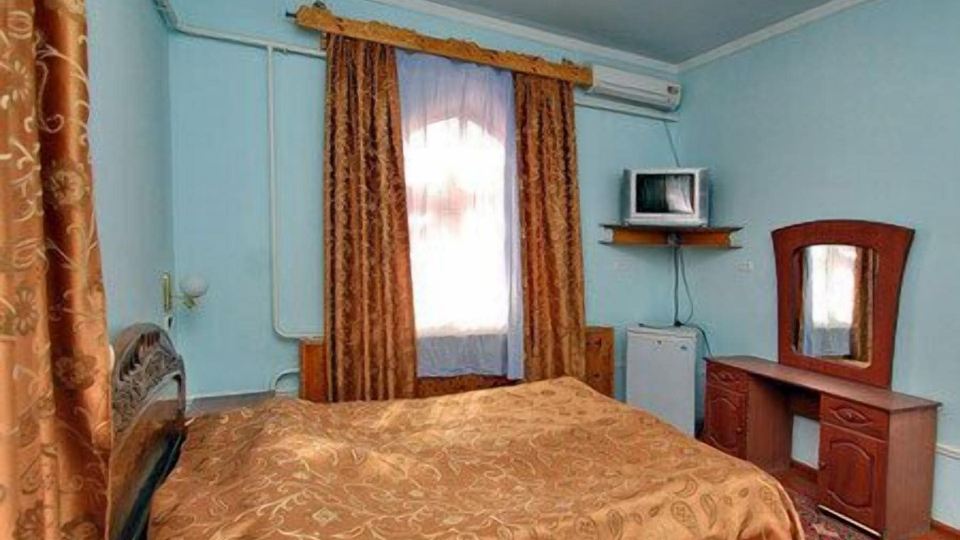 Islambek Hotel & Travel