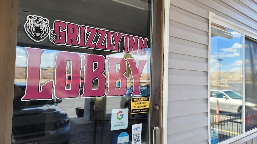 Grizzly Inn