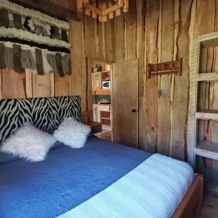 Wonderful Rustic Cabin 2, with Native Logs, on the Banks of the Trancura River