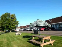 Country Squire Motel Hotels in Arnprior