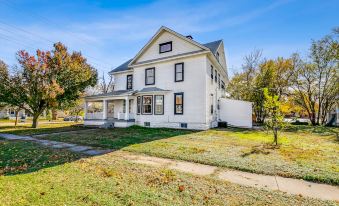 5 Bedroom House with Parking