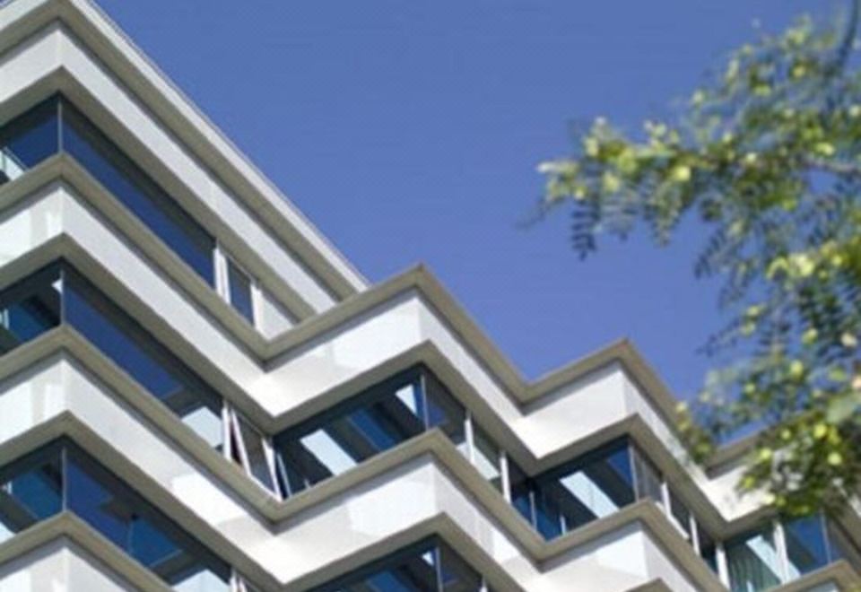 아바 산츠 호텔 로비