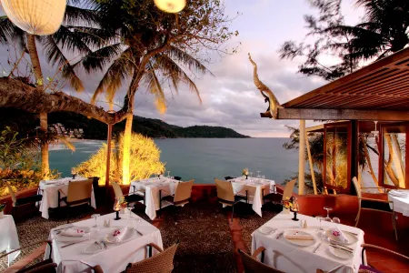 Mom Tri's Villa Royale