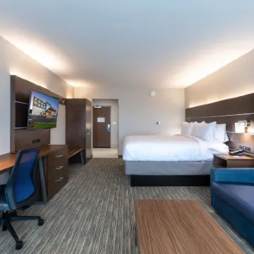 Holiday Inn Express & Suites GREENVILLE - TAYLORS by IHG Hotels near Grace Church - Downtown
