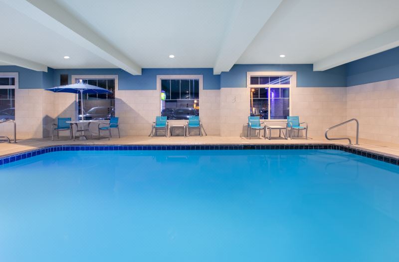Holiday Inn Express & Suites Seaside-Convention Center by IHG photo 2