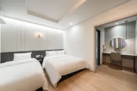 Icheon Raum Hotel