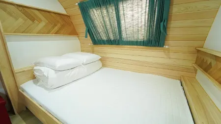 Geumsan Bay Akri Arboretum Auto Camping Site Отели в г. Кымсан