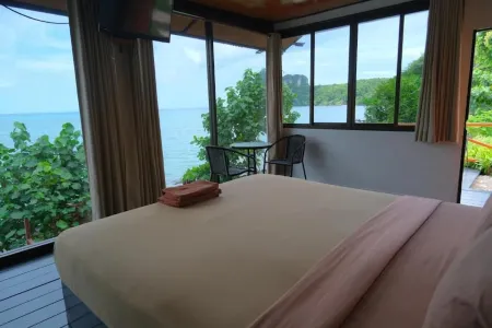 鵝卵石海灘飯店