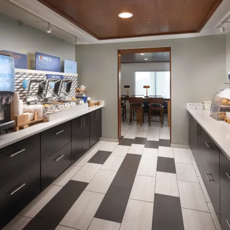 Holiday Inn Express & Suites OLIVE BRANCH by IHG