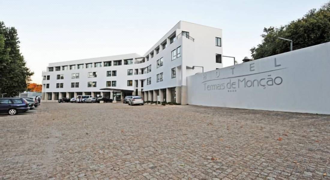 Hotel Bienestar Termas de Moncao-Moncao Updated 2022 Room Price-Reviews &  Deals | Trip.com