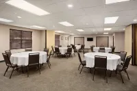 Country Inn & Suites by Radisson, Charlotte University Place, NC Hotels in Newell