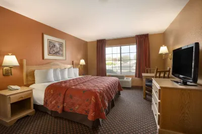 Garner Hotel Phoenix - Surprise Hotels in Surprise