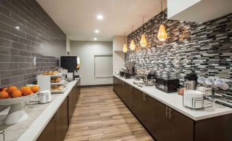 La Quinta Inn & Suites by Wyndham Owasso