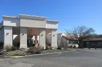 Quality Inn & Suites Hôtels à : Mariemont
