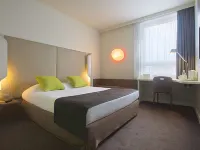 Campanile Wroclaw Centrum Hotels near Krzyki