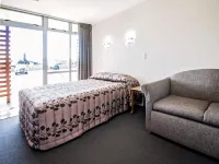 Aspree Motor Inn - parcheggio