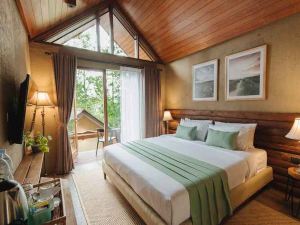 Villa Pinus - Log Home Villa Taman Wisata Bougenville