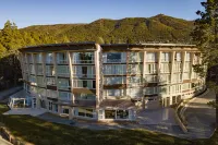 Aguila Mora Suites & Spa Hotels in Сан-Карлос-де-Барілоче