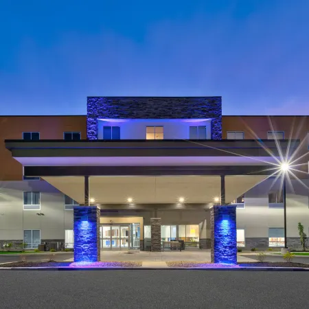 Holiday Inn Express & Suites WOOSTER by IHG