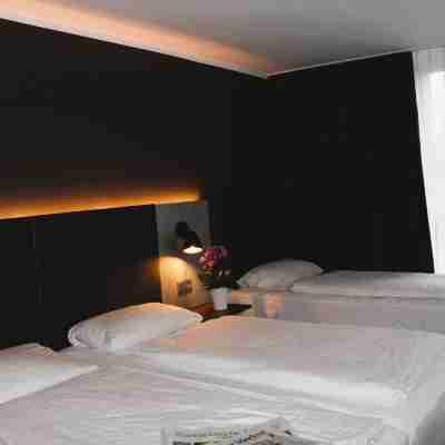 Scotty & Paul Hotel Deggendorf Rooms