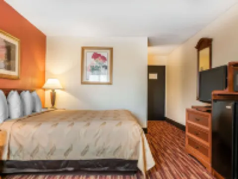 Quality Inn Hotels in Gallia County