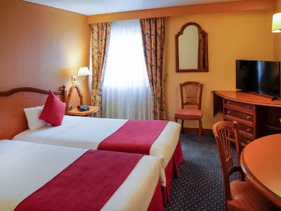 Hôtel Mercure Andorra Hotels near Mobili, de Miquel Barcelo