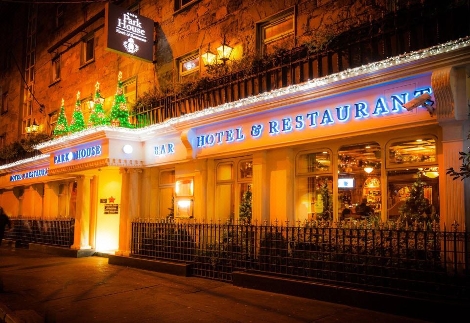 Park House Hotel 로비