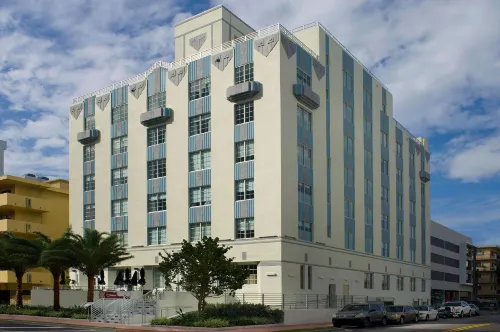 Hilton Garden Inn Miami South Beach, FL - parking