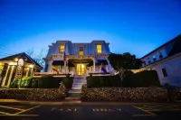 Brasswood Inn Hotels in Provincetown