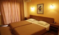 Galaxy Hotel Các khách sạn ở 