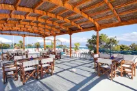 Daphne's Club Hotel Apartments Hotel a Corinthia