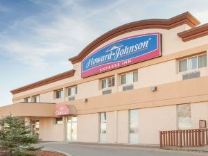 Howard Johnson by Wyndham Winnipeg West