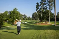 Colonial Houses, an Official Colonial Williamsburg Hotel