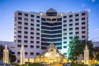 Ploy Palace Hotel Hotels in der Nähe von Wat Chaeng Napoyai Community