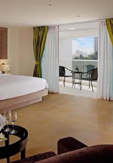  ห้องพรีเมียร์ดีลักซ์ - เตียงคิงไซส์ + เตียงโซฟา