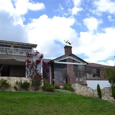 Miravalle Suites